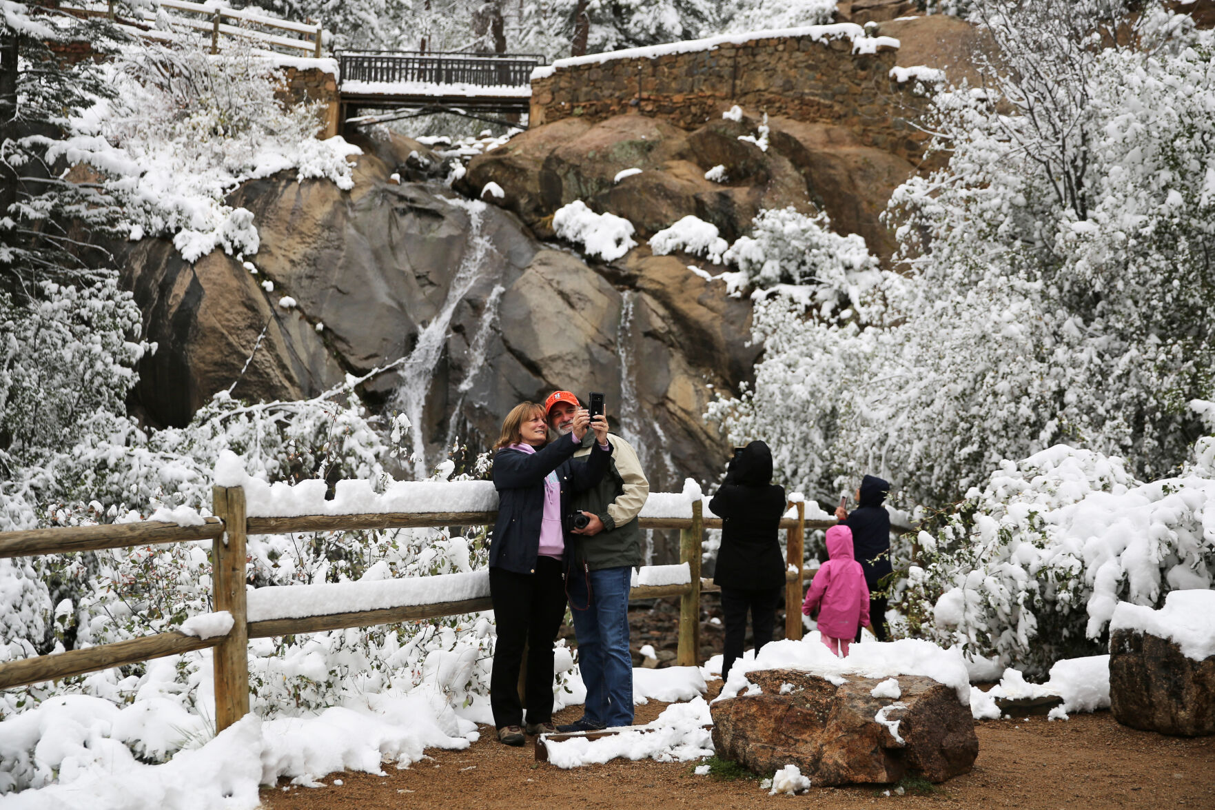 091020-news-snow 4.jpg